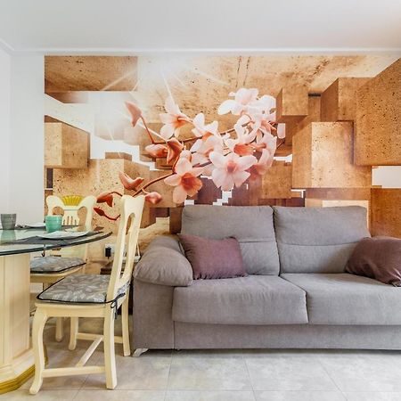 Apartment Evelin ซานตาโปลา ภายนอก รูปภาพ