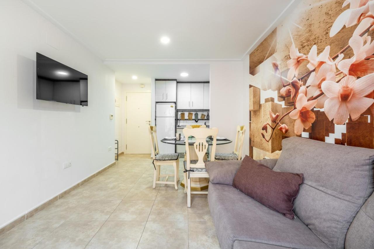 Apartment Evelin ซานตาโปลา ภายนอก รูปภาพ