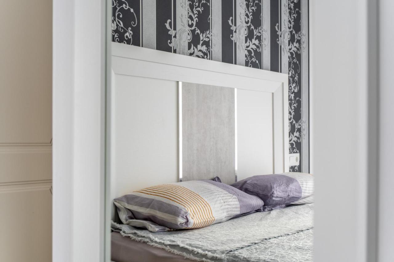 Apartment Evelin ซานตาโปลา ภายนอก รูปภาพ