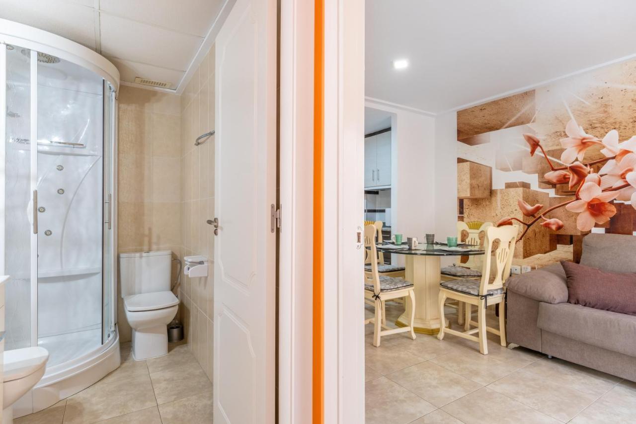 Apartment Evelin ซานตาโปลา ภายนอก รูปภาพ